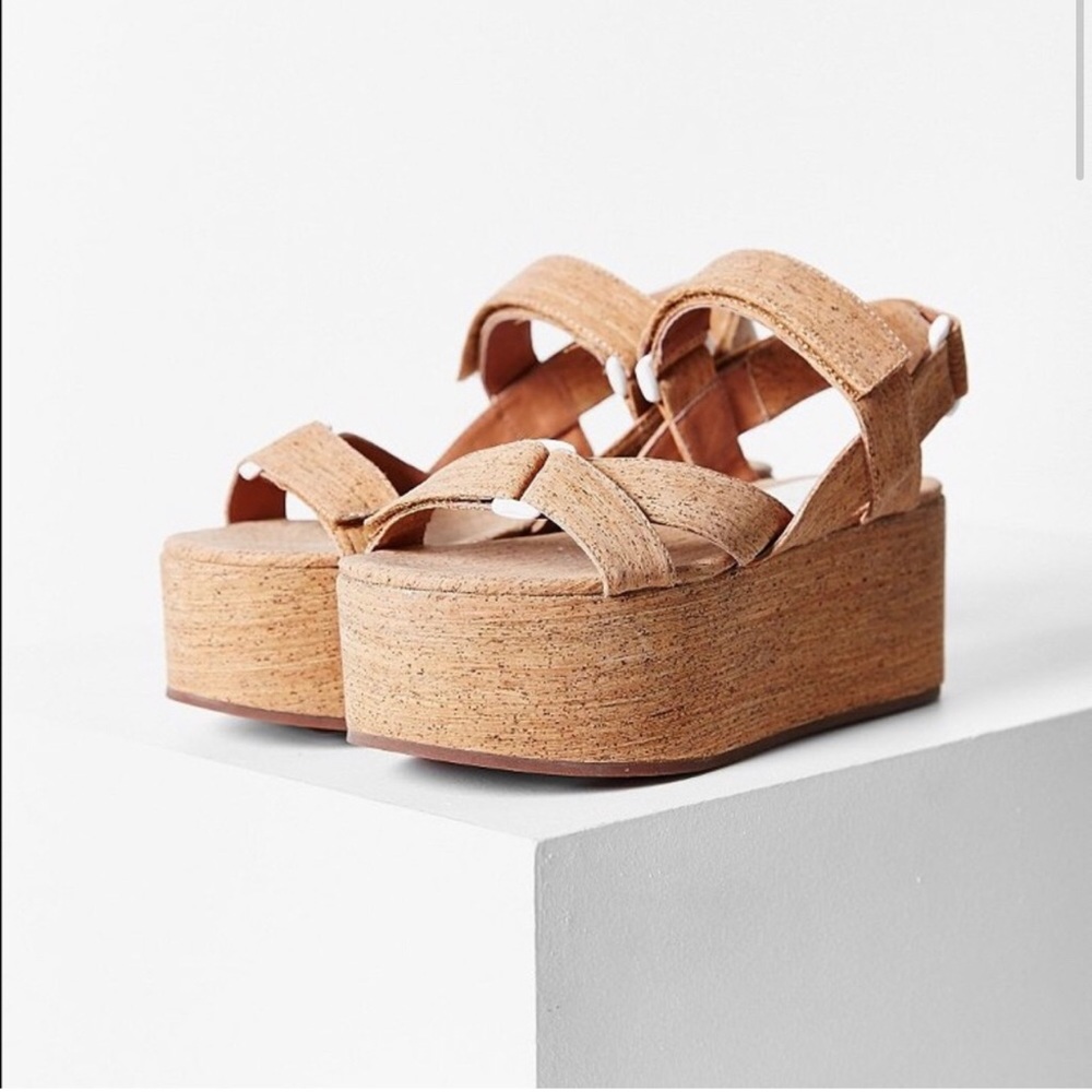 Jeffrey Campbell x UO Cork Trivet Platform